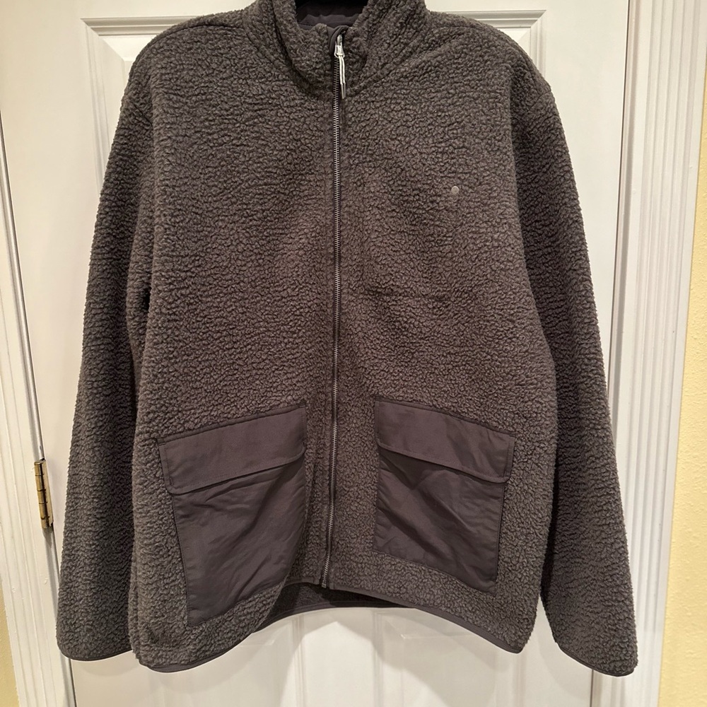 Vuori Gray Sherpa Jacket